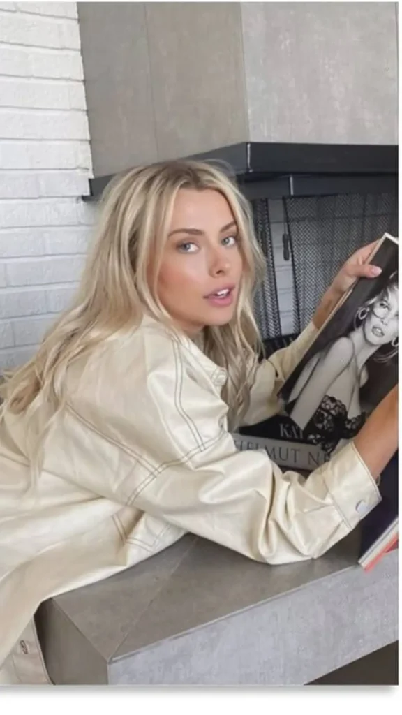 Corinna Kopf beautiful look for erome fans